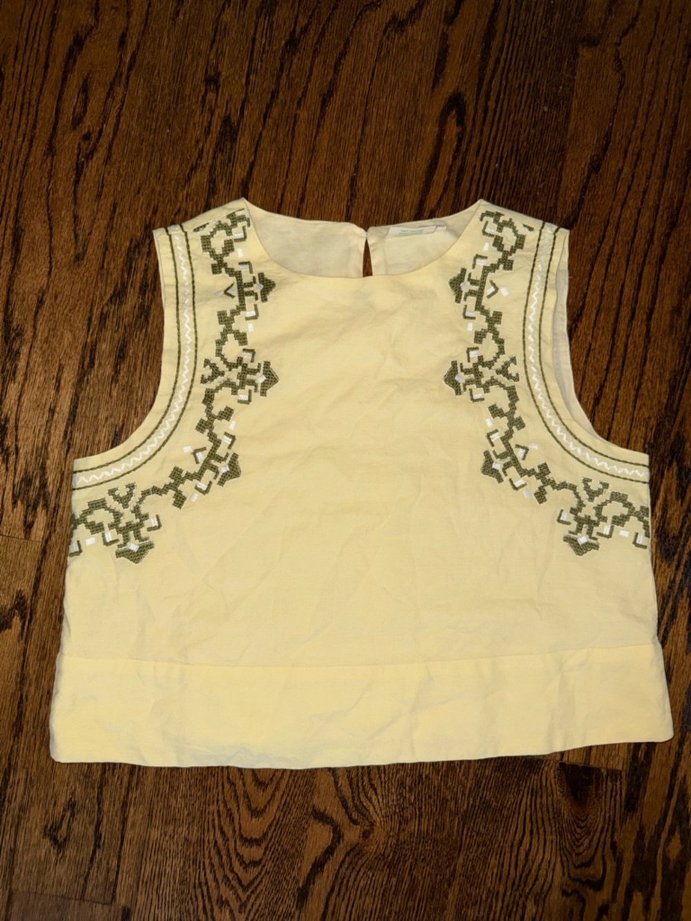 Julia amory embroidered slim top